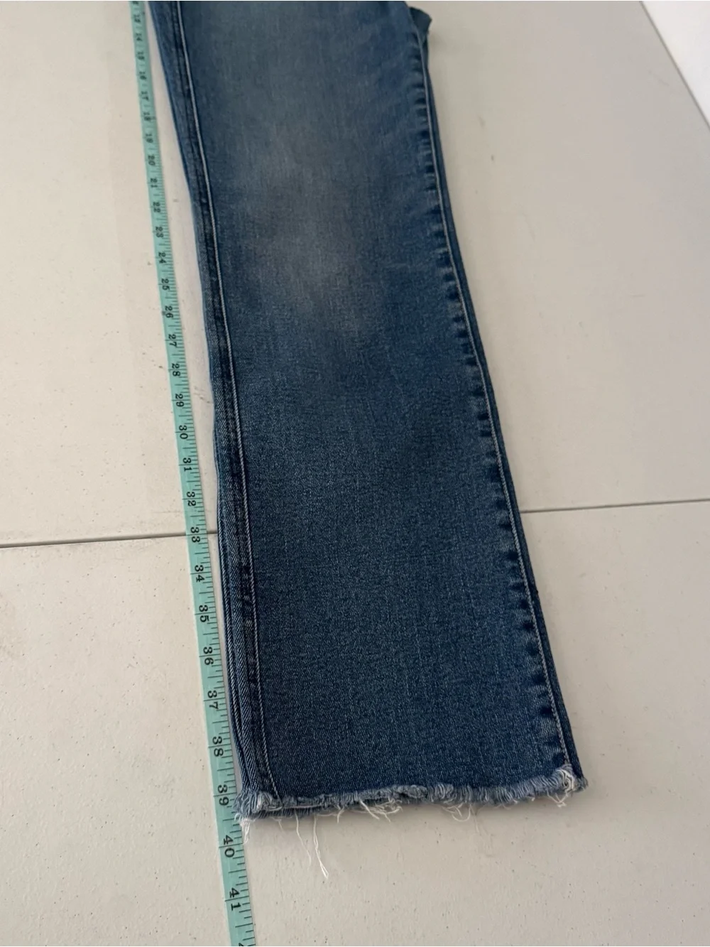 Good‎ American Good Good Curve Straight Jeans Raw Hem 8/29 Style GSTDBPL67T EUC